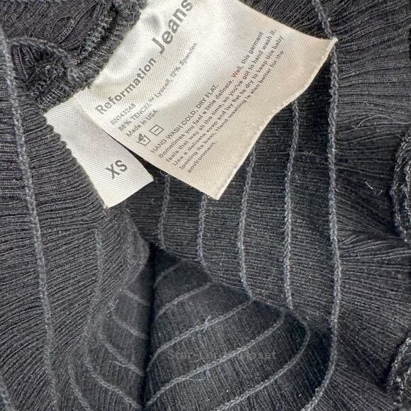 Reformation Leonore Square Neck Crop Top XS Black Smocked Ruffle Y2K Festival - Picture 4 of 9